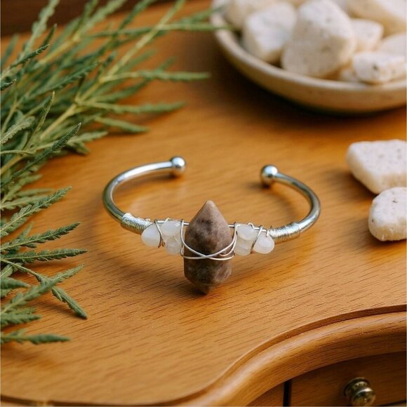 Sunstone Wire Wrap Cuff ✦ 14Kt Gold Over Copper ✦ Moonstone Accents Tailsman - Picture 12 of 12